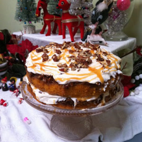 Holiday Dessert | Praline Pumpkin Cake